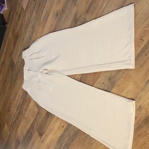Abercrombie &Fitch wide leg pants size 26